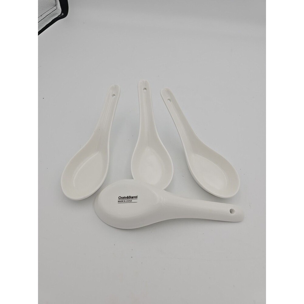 Crate and Barrel Porcelain Ramen Soup Spoon Set Of 4